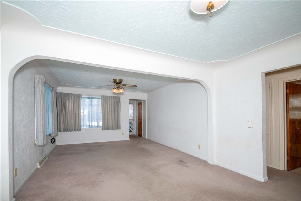 420 S 35th Street, Billings, MT photo 6