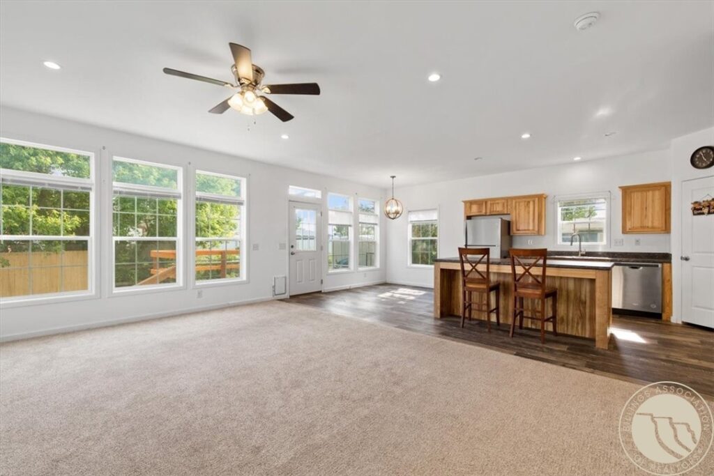 8020 Wade Street, Shepherd, MT photo 2