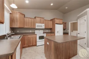 5827 Foxtail Loop S, Billings, MT photo 7
