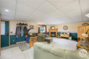 1102 Whispering Pines Drive, Billings, MT photo 8