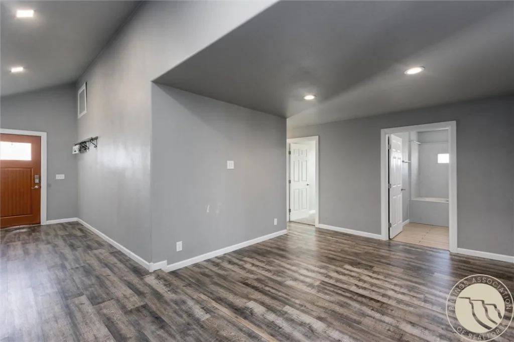 423 Kuhlman Drive, Billings, MT photo 4
