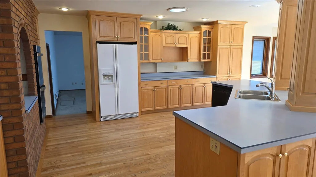 373 Stewart Ct S, Billings, MT photo 9
