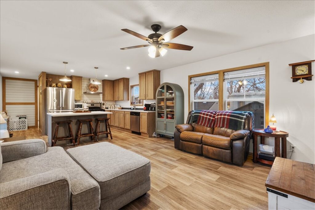 11 Queen Victoria, Billings, MT photo 4