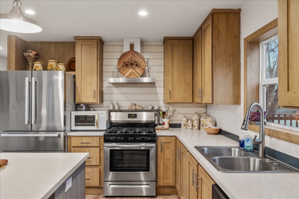 11 Queen Victoria, Billings, MT photo 6