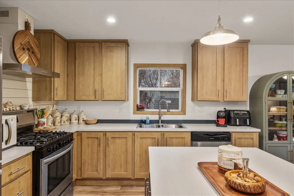 11 Queen Victoria, Billings, MT photo 7