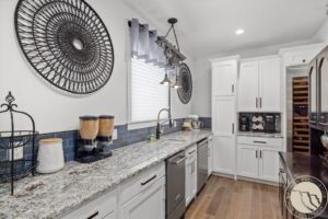 6105 Colton Boulevard, Billings, MT photo 9