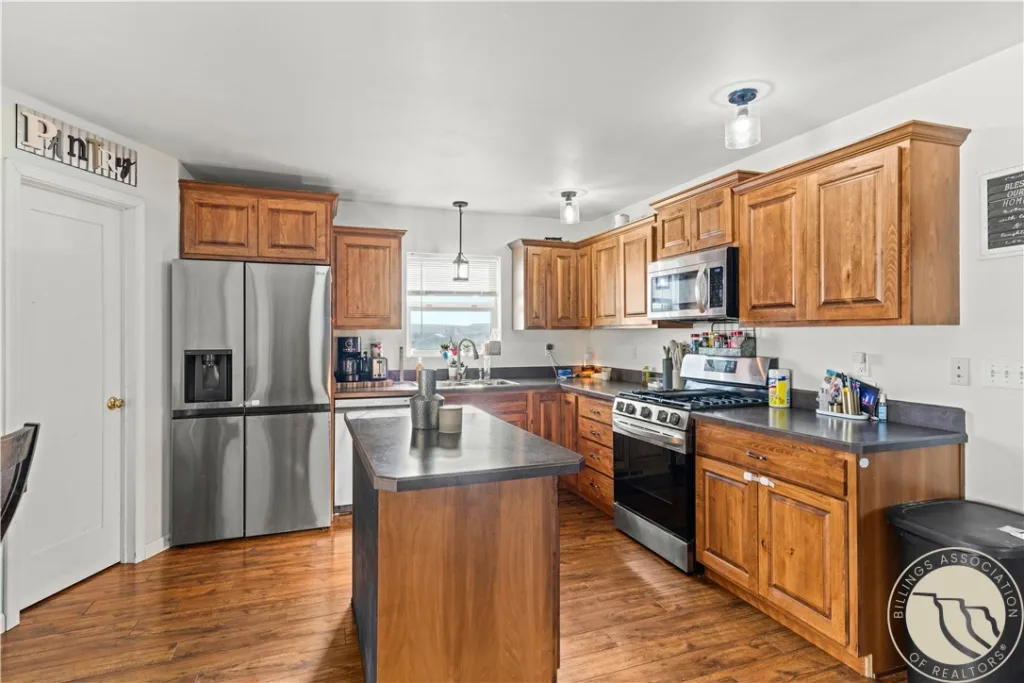 7906 Monad Road, Billings, MT photo 8