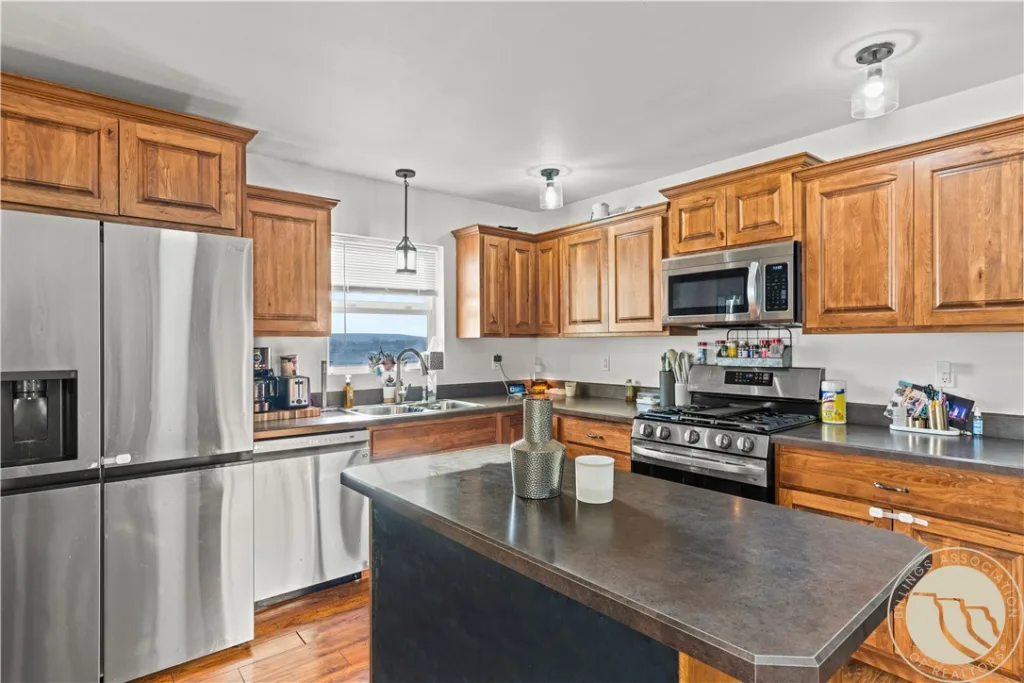 7906 Monad Road, Billings, MT photo 9