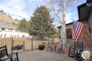 2756 Gregory Drive N, Billings, MT photo 3