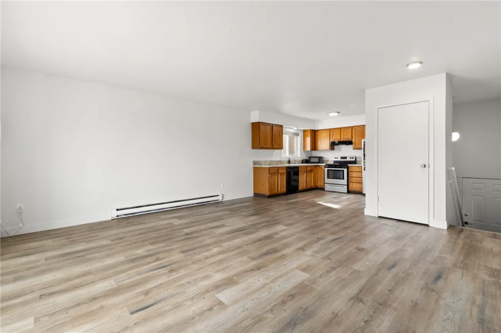 1320 Mineral Place 2, Billings, MT photo 2