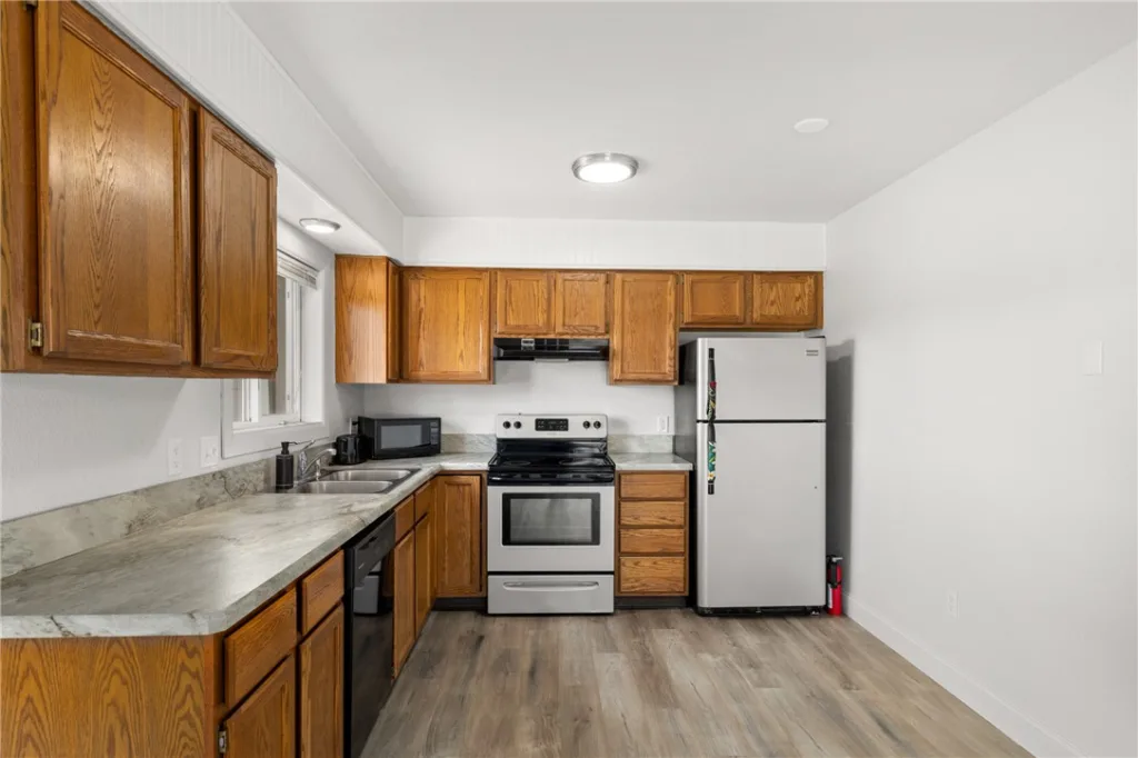1320 Mineral Place 2, Billings, MT photo 7
