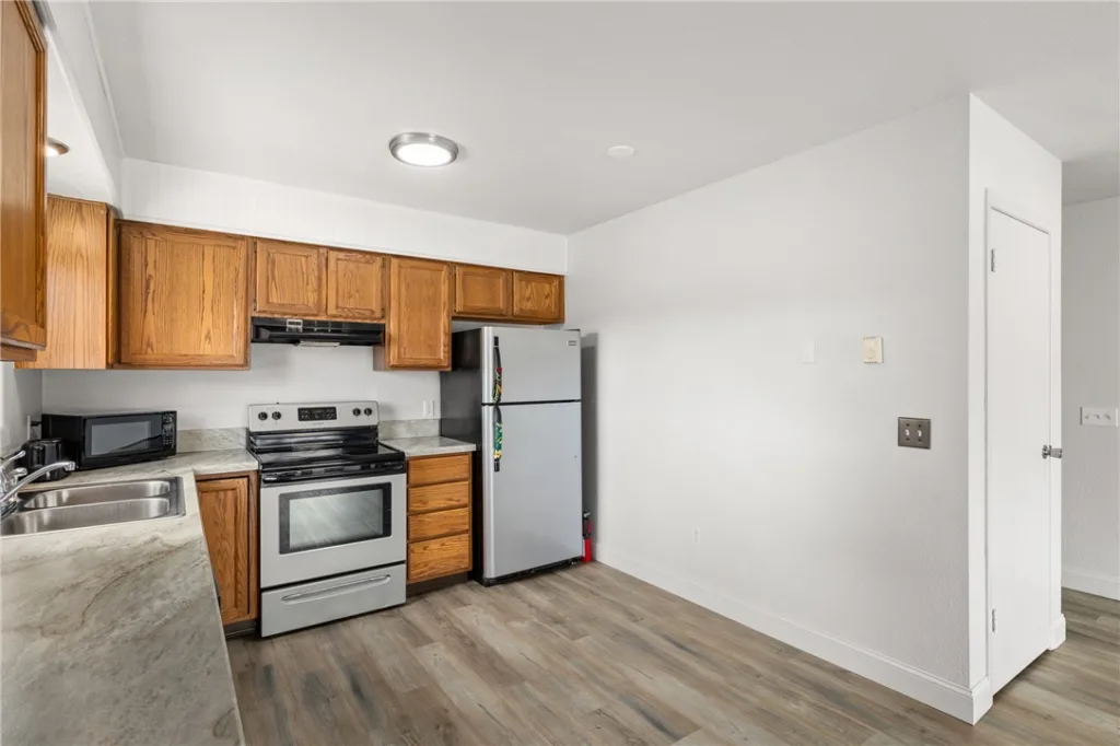 1320 Mineral Place 2, Billings, MT photo 8
