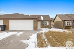 5327 Frontier Drive 2, Billings, MT photo 2