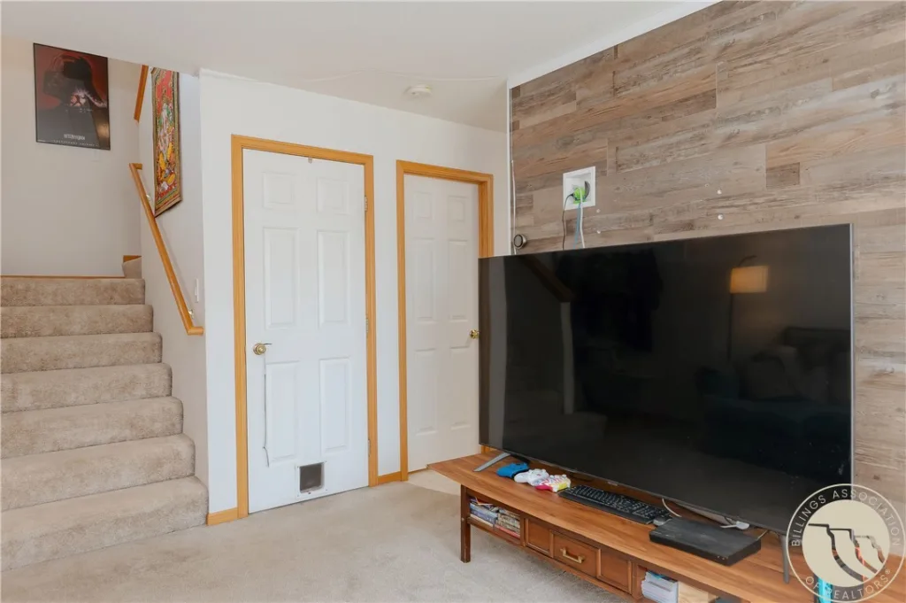 626 S 38th Street W 49, Billings, MT photo 4