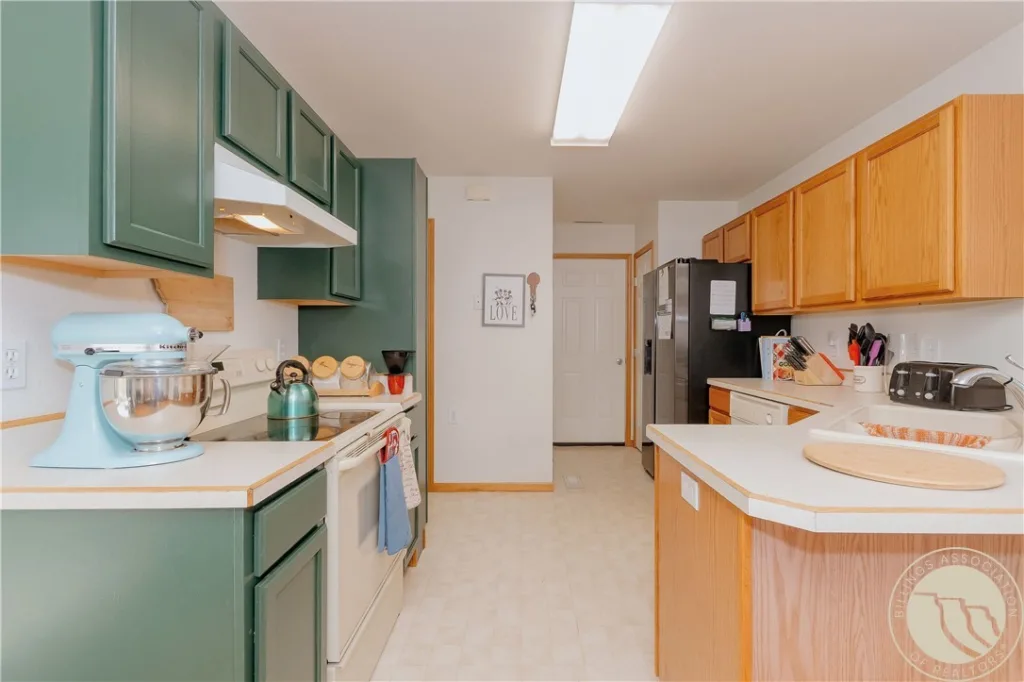 626 S 38th Street W 49, Billings, MT photo 5