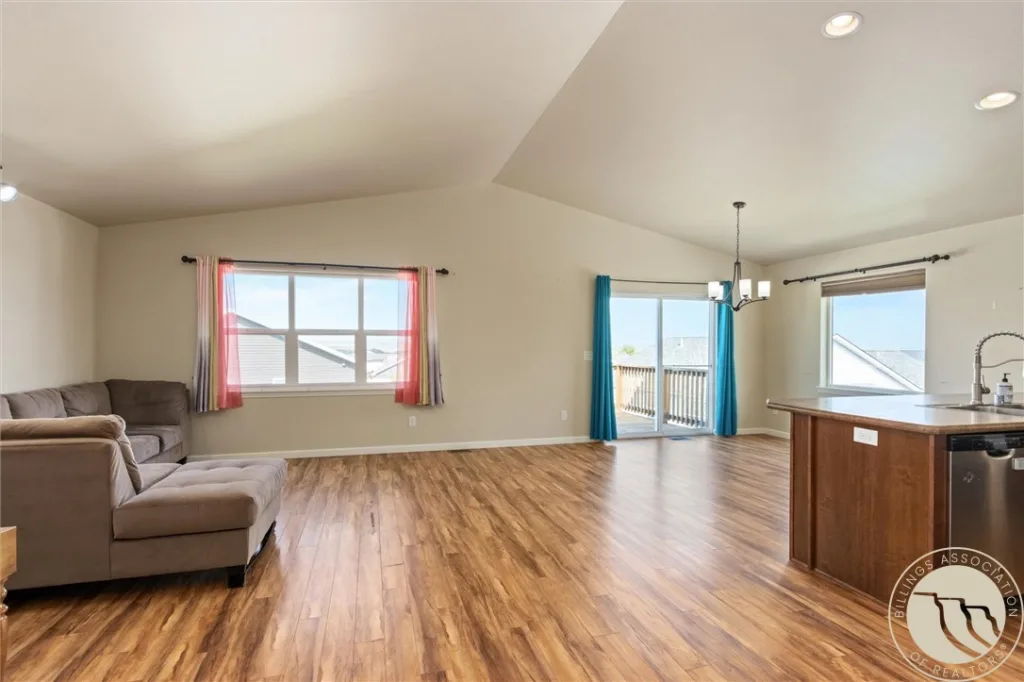 1339 Benjamin Boulevard, Billings, MT photo 5