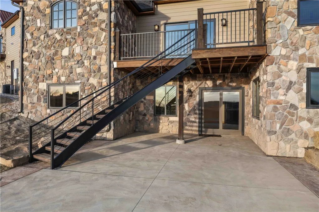 2570 Vista Loop Drive, Billings, MT photo 8