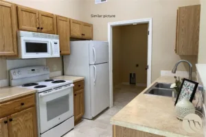 712 Oakmont Drive 3, Billings, MT photo 4