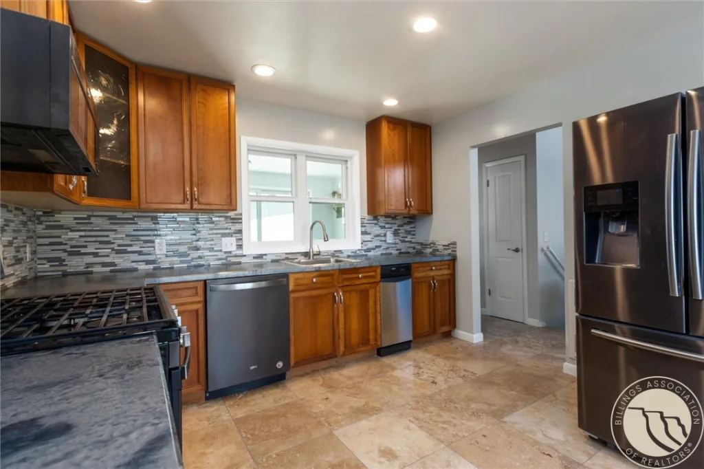 1455 Canyon Trail Road, Billings, MT photo 5