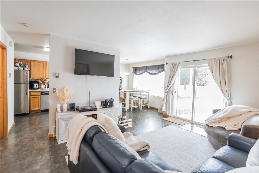 626 S 38th Street W 37, Billings, MT photo 4