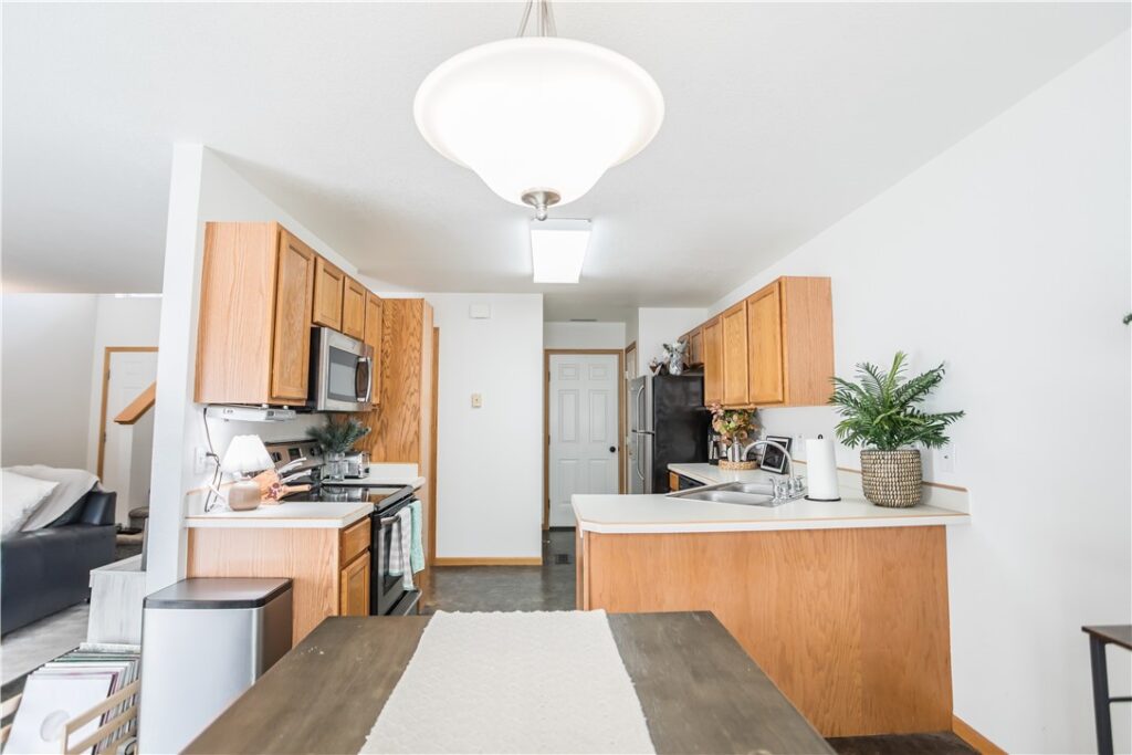 626 S 38th Street W 37, Billings, MT photo 10