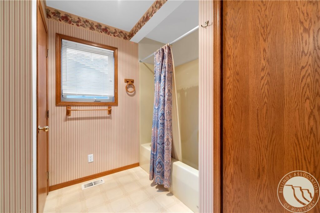 898 Upper Continental Drive 6 D, Red Lodge, MT photo 6