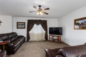 3902 Chamberlain Drive, Billings, MT photo 3