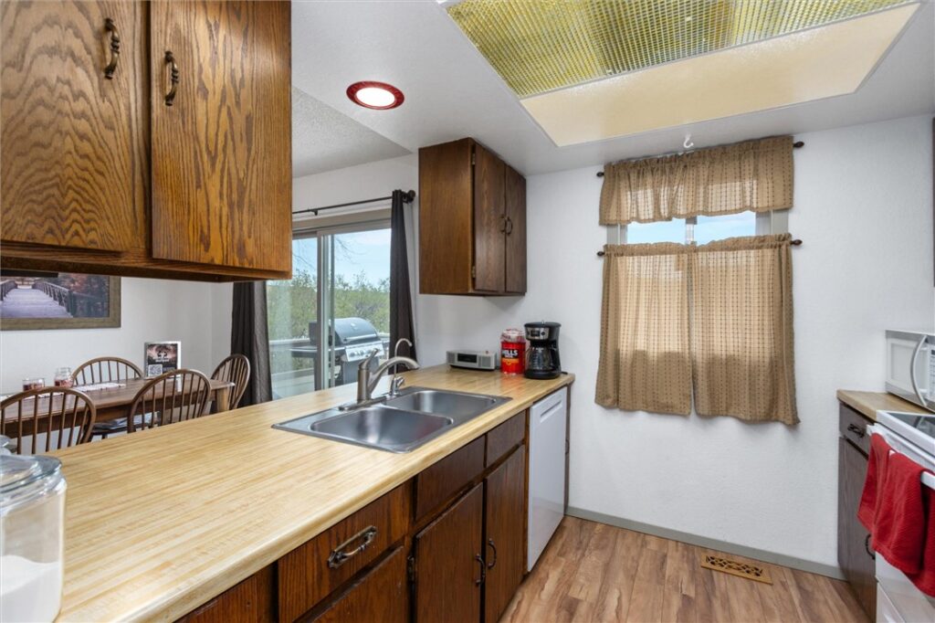 3902 Chamberlain Drive, Billings, MT photo 7