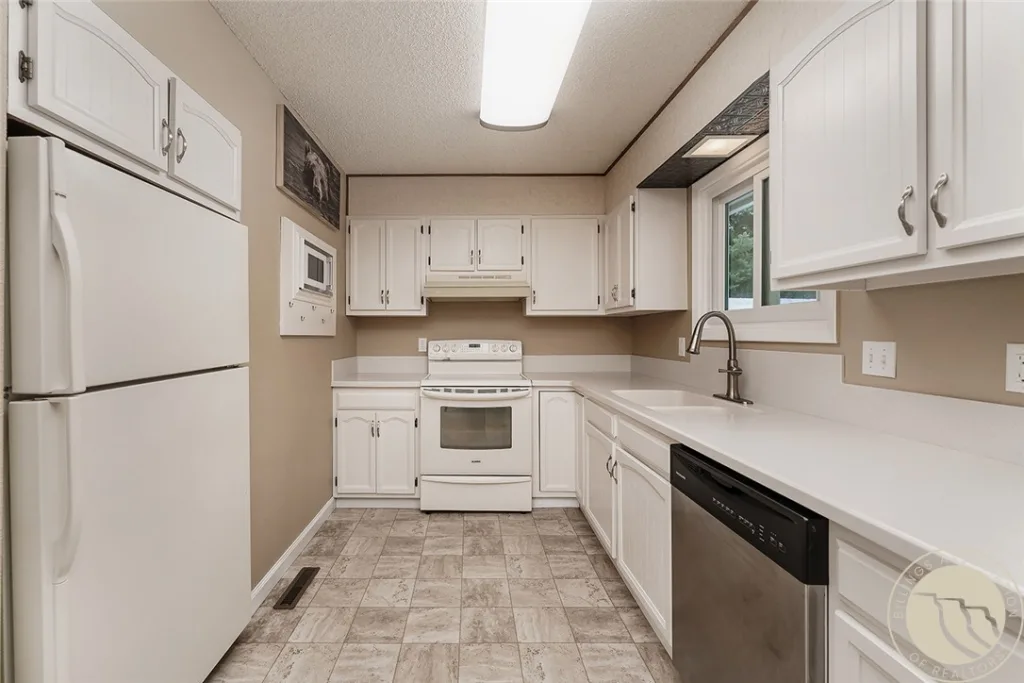 1213 Babcock Boulevard, Billings, MT photo 6