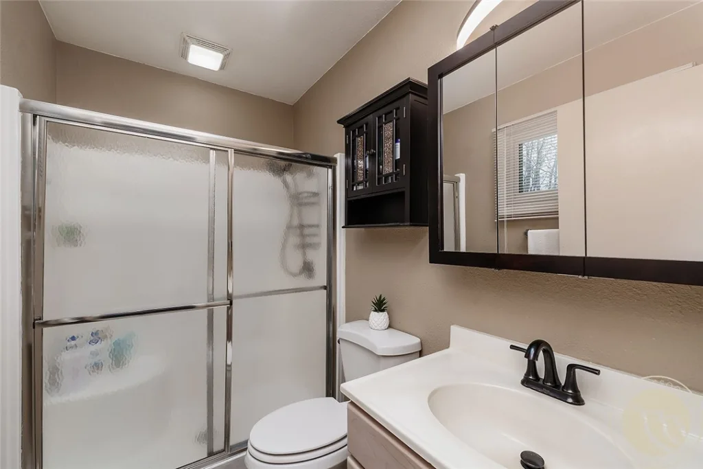1213 Babcock Boulevard, Billings, MT photo 9