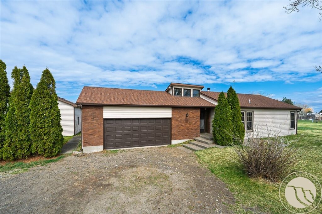 852 W I Road, Huntley, MT