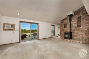 852 W I Road, Huntley, MT photo 4
