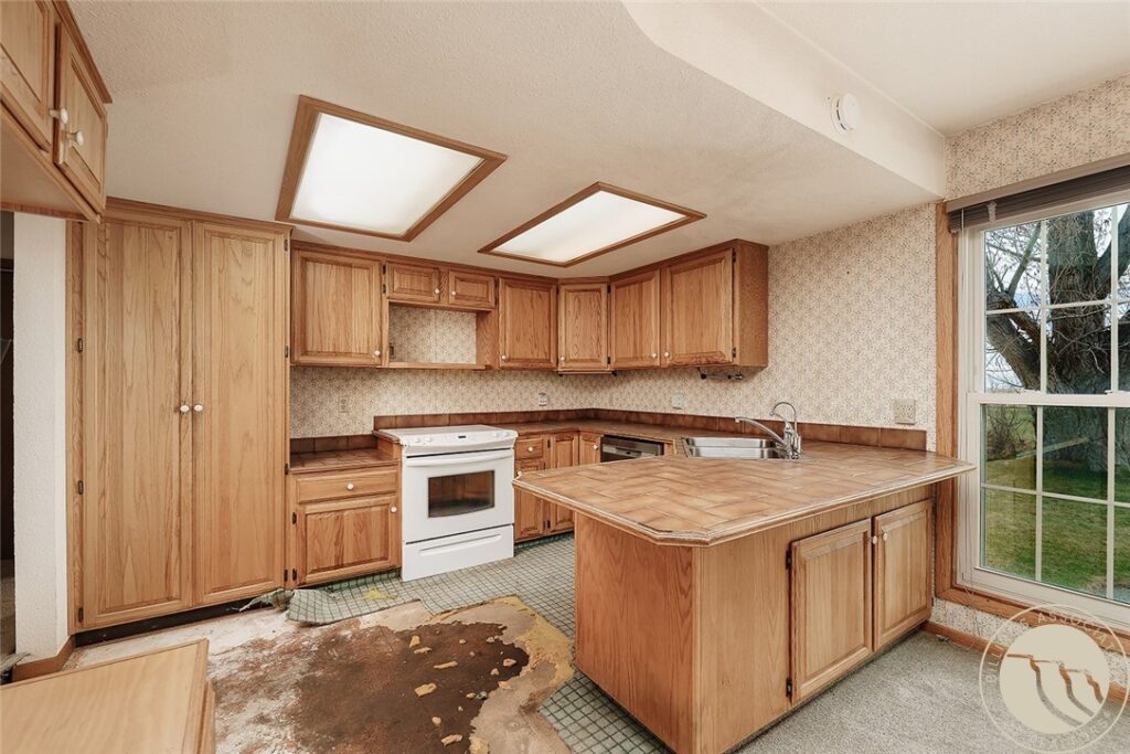 852 W I Road, Huntley, MT photo 6