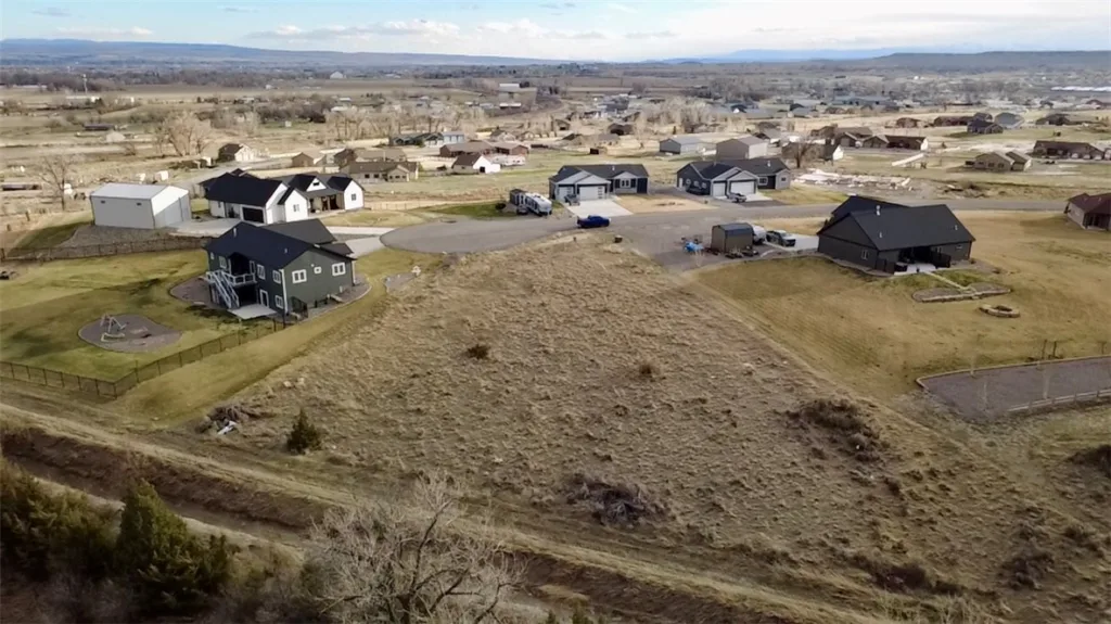 7640 White Pine Circle Circle, Billings, MT photo 2