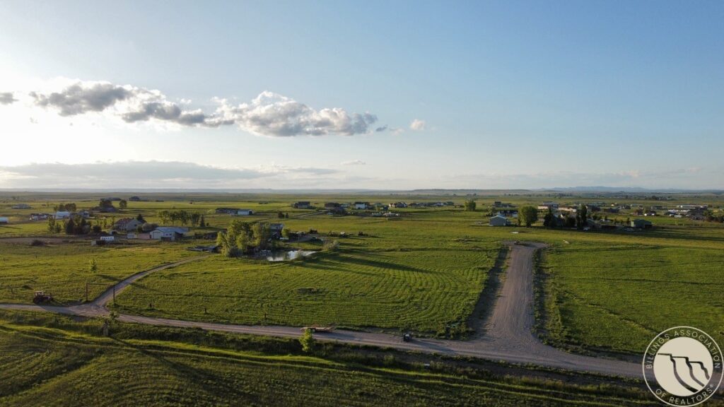 L2B4 True Grit Street, Shepherd, MT photo 4
