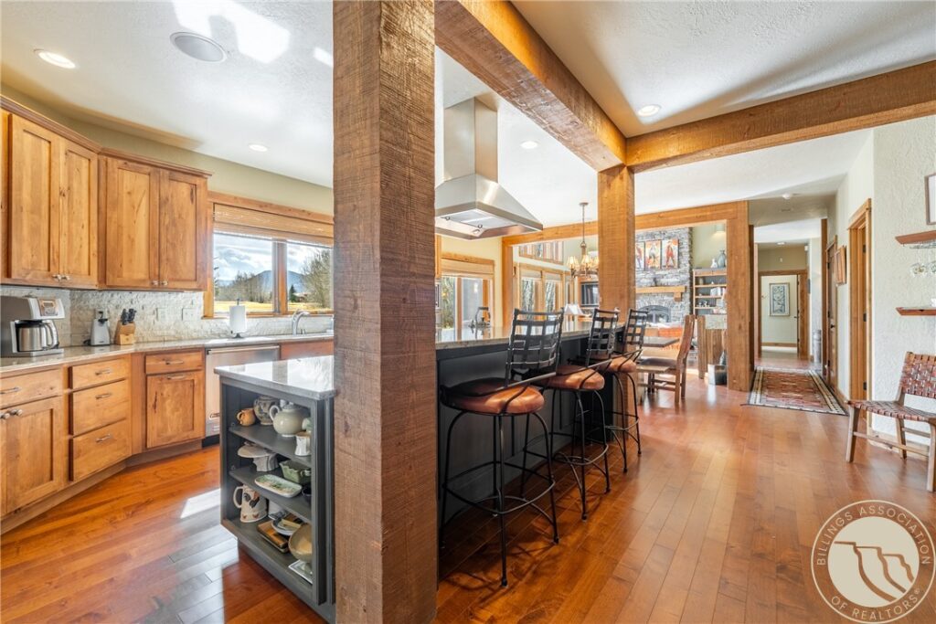 512 Bobcat Circle, Red Lodge, MT photo 4