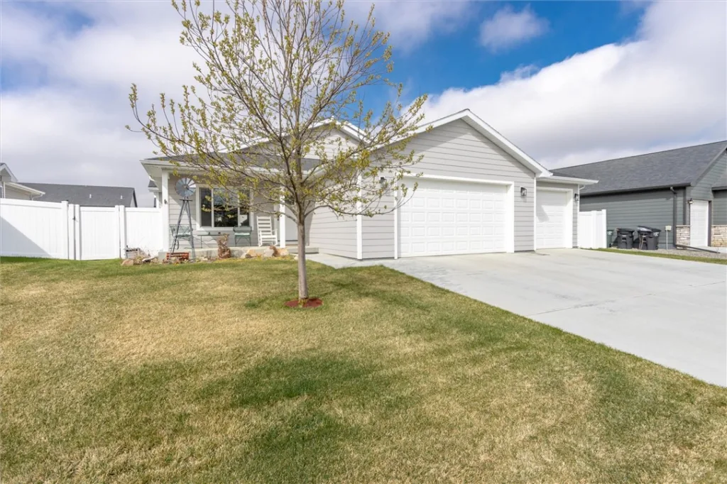 2224 Entrada Road, Billings, MT photo 3