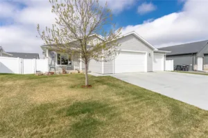 2224 Entrada Road, Billings, MT photo 3