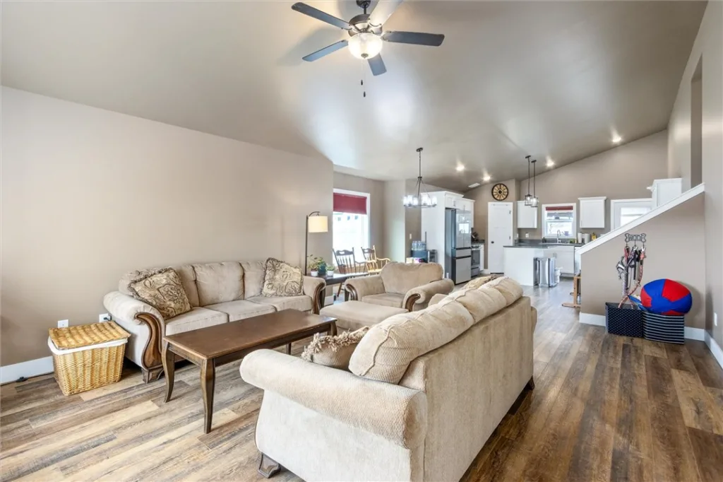 2224 Entrada Road, Billings, MT photo 4