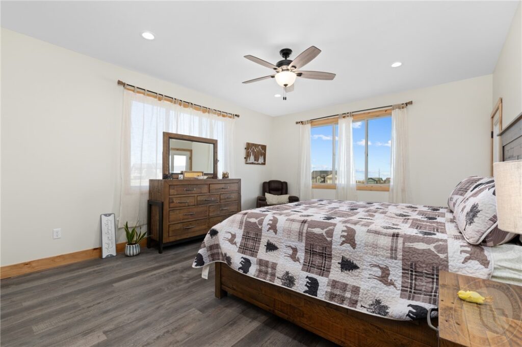 22 Big Sky Dr, Red Lodge, MT photo 9