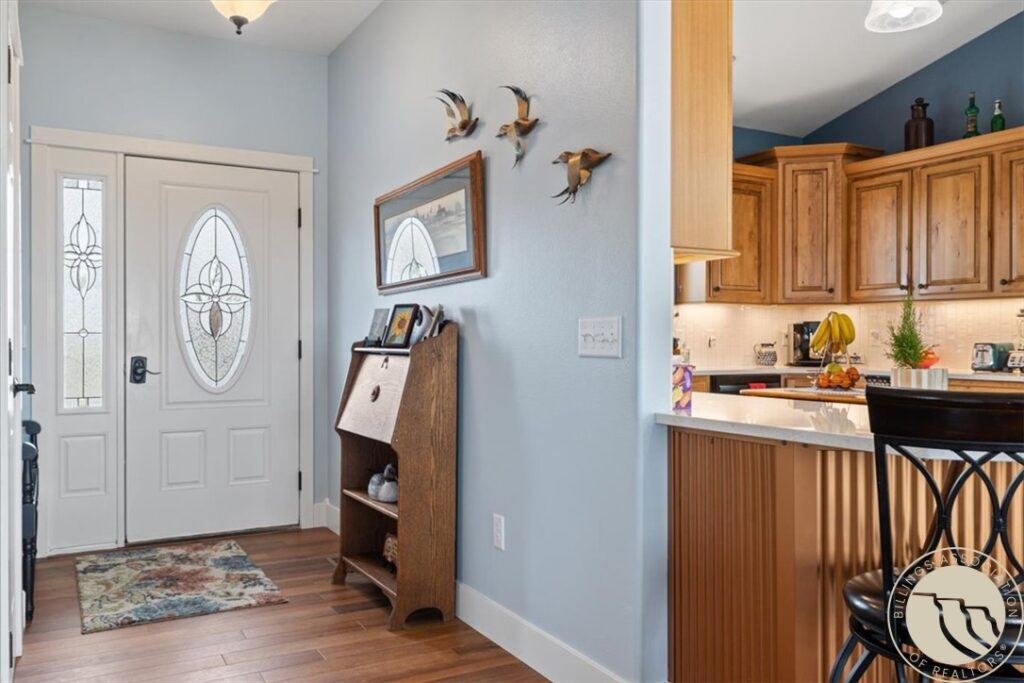 1320 Florian Avenue, Huntley, MT photo 2