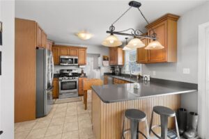 6802 US Highway 212, Red Lodge, MT photo 10