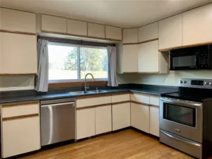2413 Elizabeth Street, Billings, MT photo 4