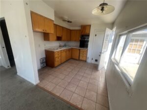 410 4th Street E, Roundup, MT photo 3