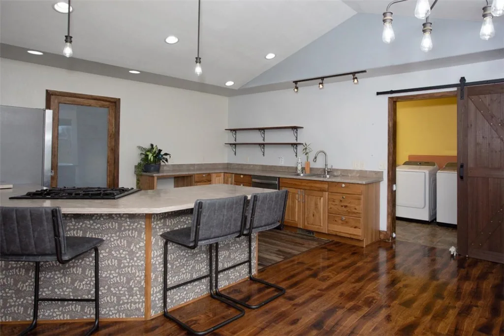 1142 Iristan Lane, Billings, MT photo 10