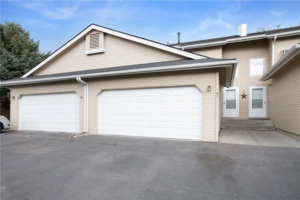 626 S 38th Street W 41, Billings, MT
