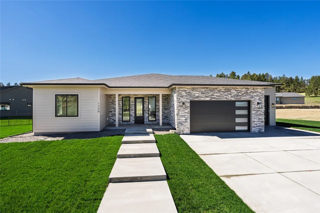 1258 Timbers Blvd S, Billings, MT
