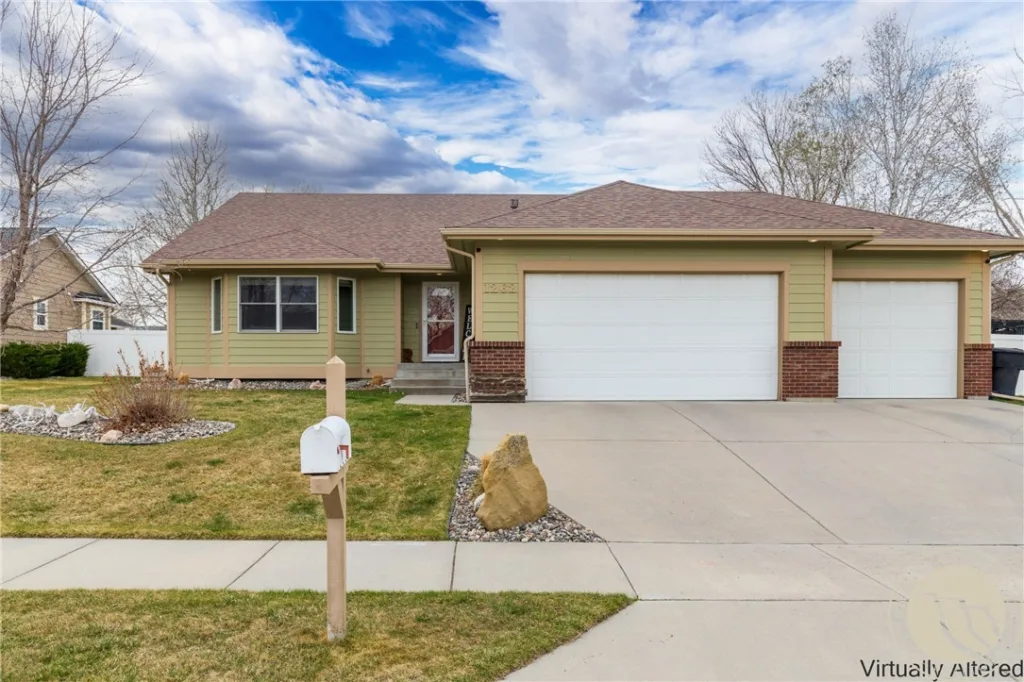 1262 Mirror Lake Lane, Billings, MT photo 4