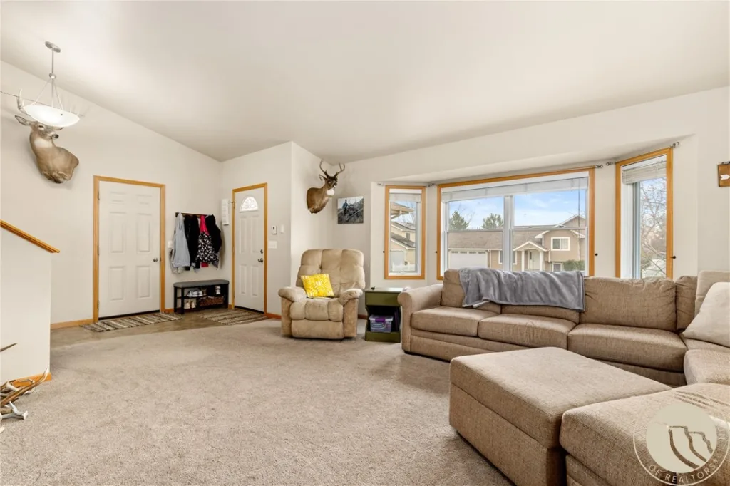 1262 Mirror Lake Lane, Billings, MT photo 8