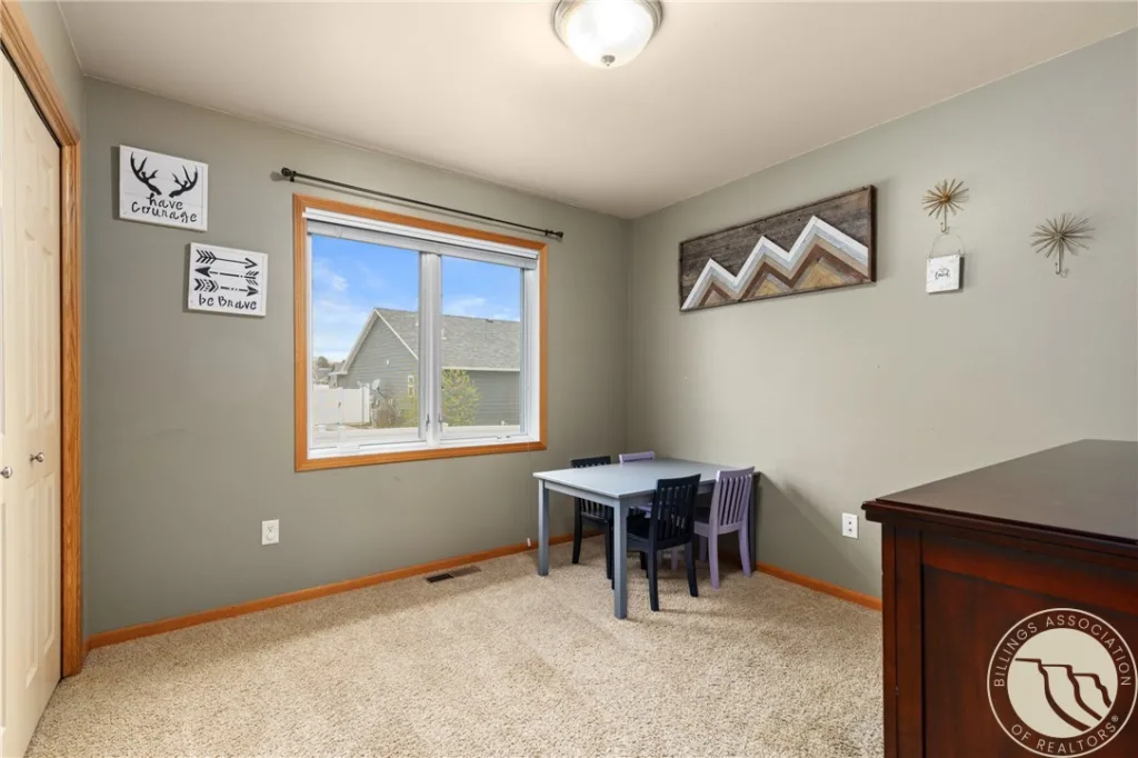1262 Mirror Lake Lane, Billings, MT photo 10